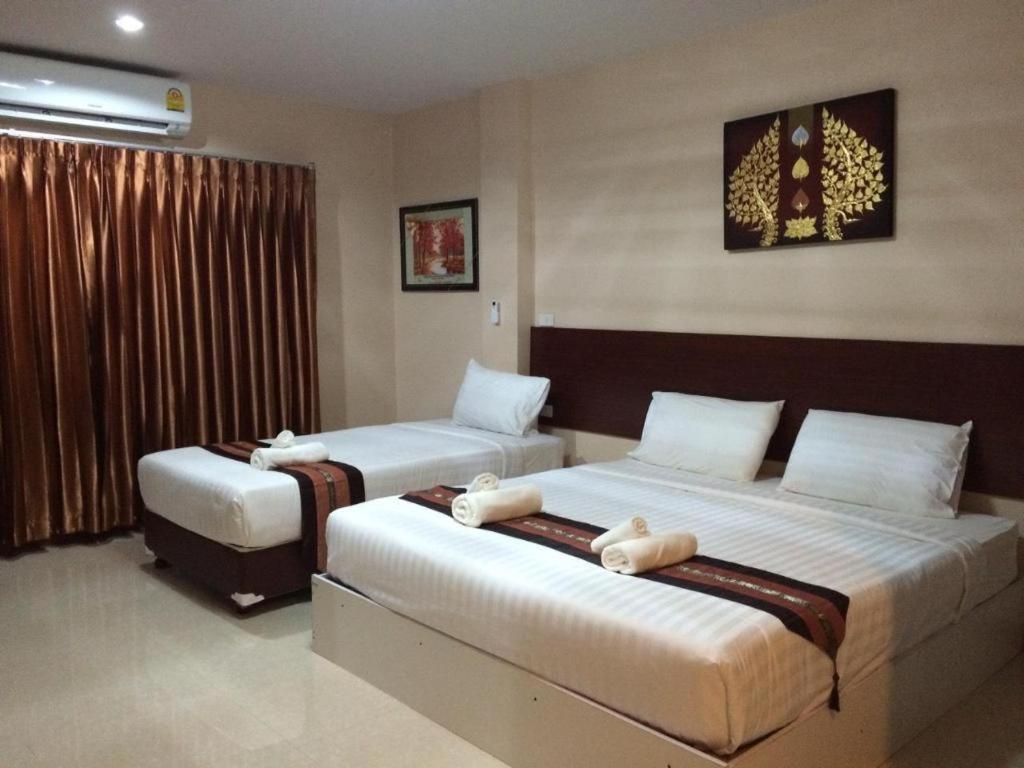 Le Parc Wangnang Hotel Phitsanulok Ngoại thất bức ảnh