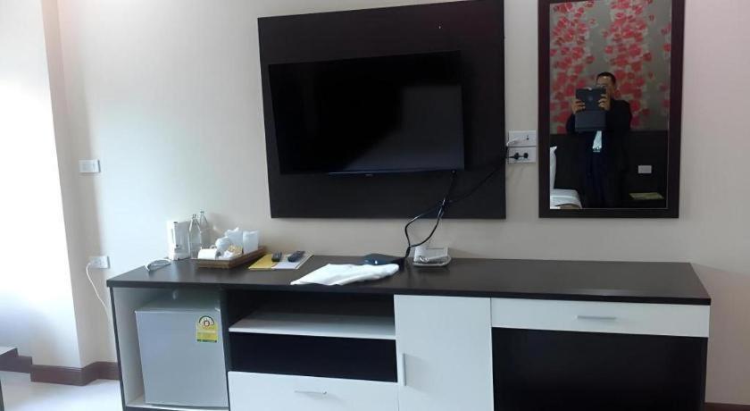 Le Parc Wangnang Hotel Phitsanulok Ngoại thất bức ảnh