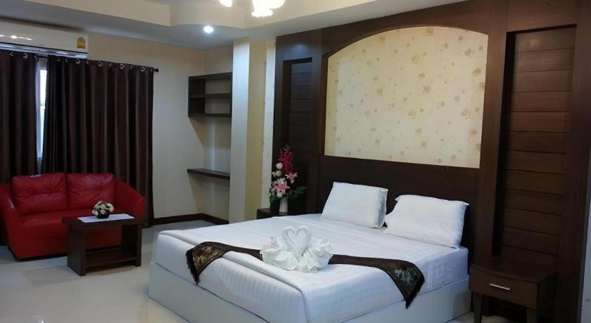 Le Parc Wangnang Hotel Phitsanulok Ngoại thất bức ảnh