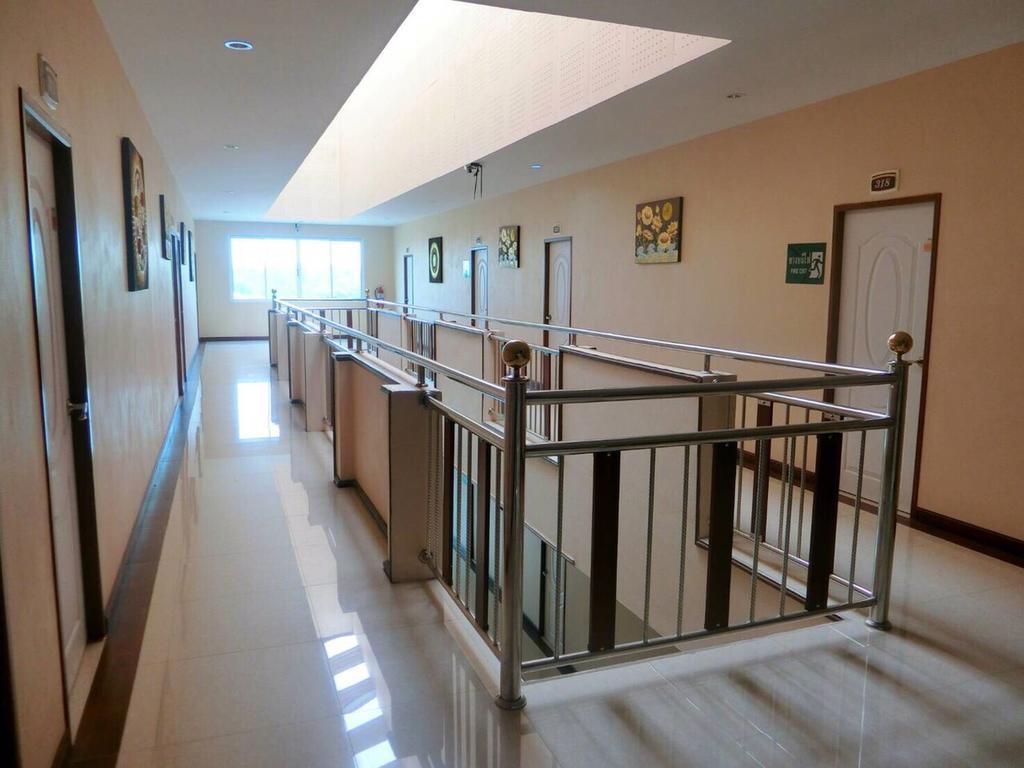 Le Parc Wangnang Hotel Phitsanulok Ngoại thất bức ảnh