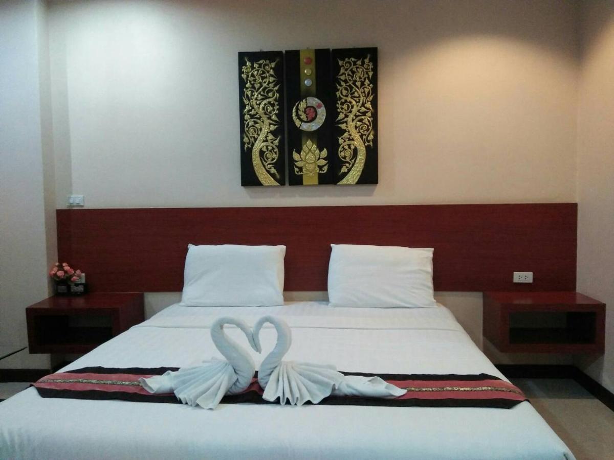 Le Parc Wangnang Hotel Phitsanulok Ngoại thất bức ảnh